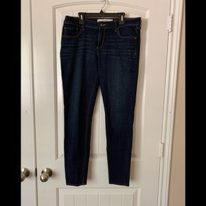 A&F blue jeans size 10R